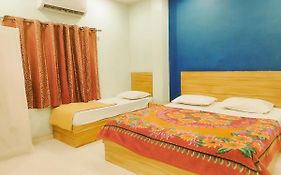 Hotel Guru Kripa - 500Mtr From Shreenathji Temple